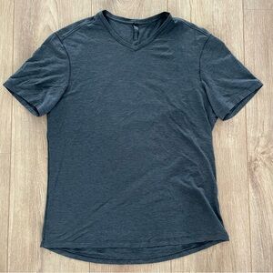 Lululemon 5 Year Basic T-shirt V-neck Heathered Gray XL
